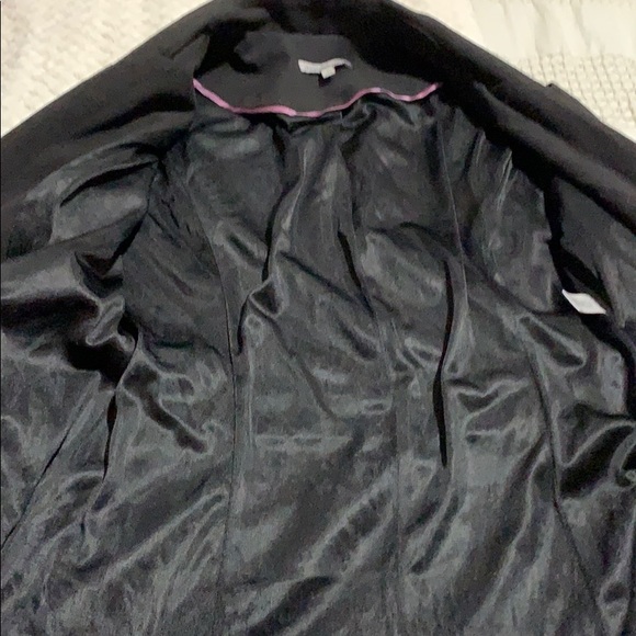 Blazer - Picture 4 of 4